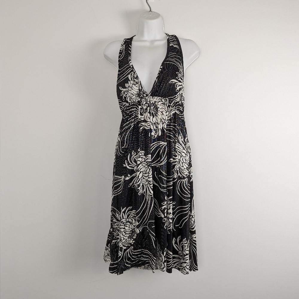 Charlotte Russe Black & White Floral Print V-Neck Summer Dress - Large